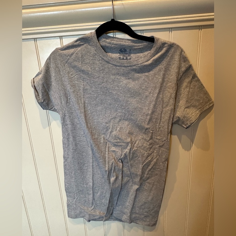 FRUIT OF THE LOOM Boys Size Grey Short Sleeve Tee Shirt